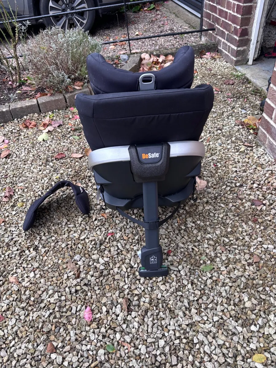 BeSafe Stretch child car seat - must sell! - Image 4