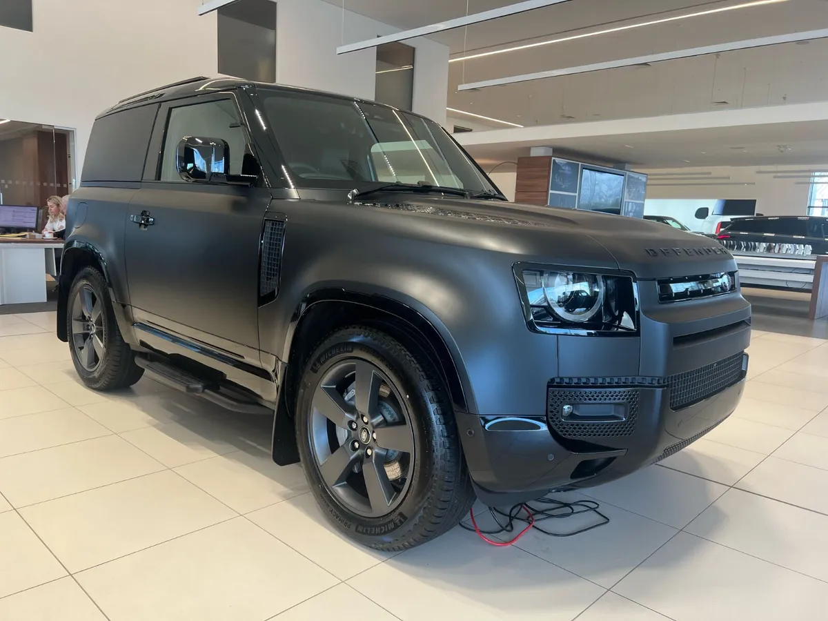 Land Rover Defender D350 X Dynamic HSE 2025 - Image 1