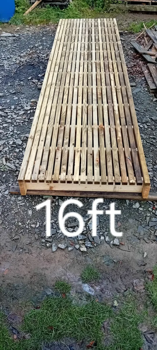 Sheep slats,sheep troughs, hurdles & barriers - Image 2