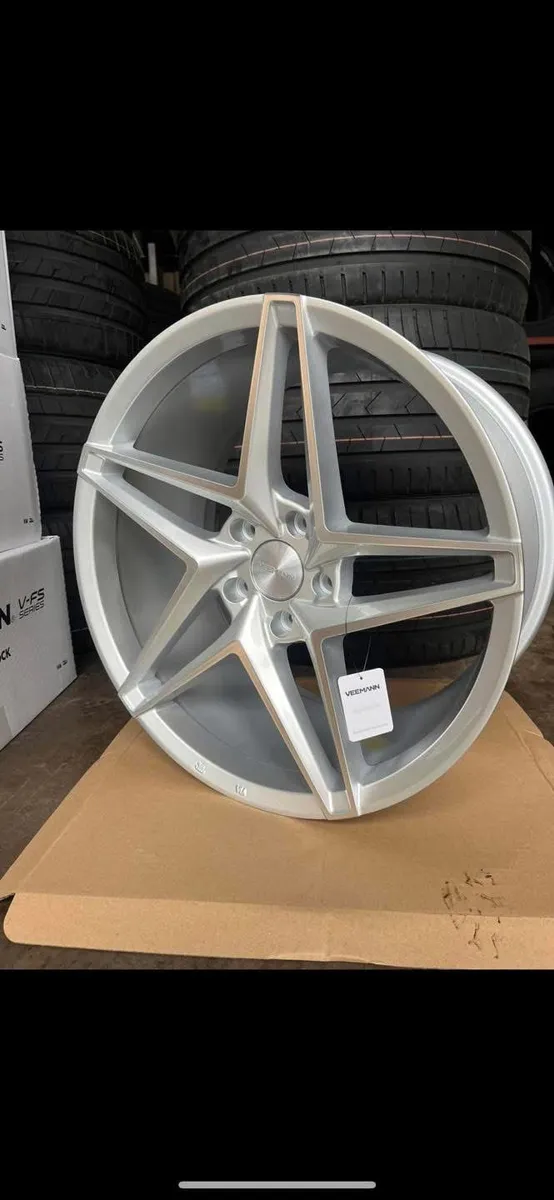 Veeman alphard alloy wheels - Image 1