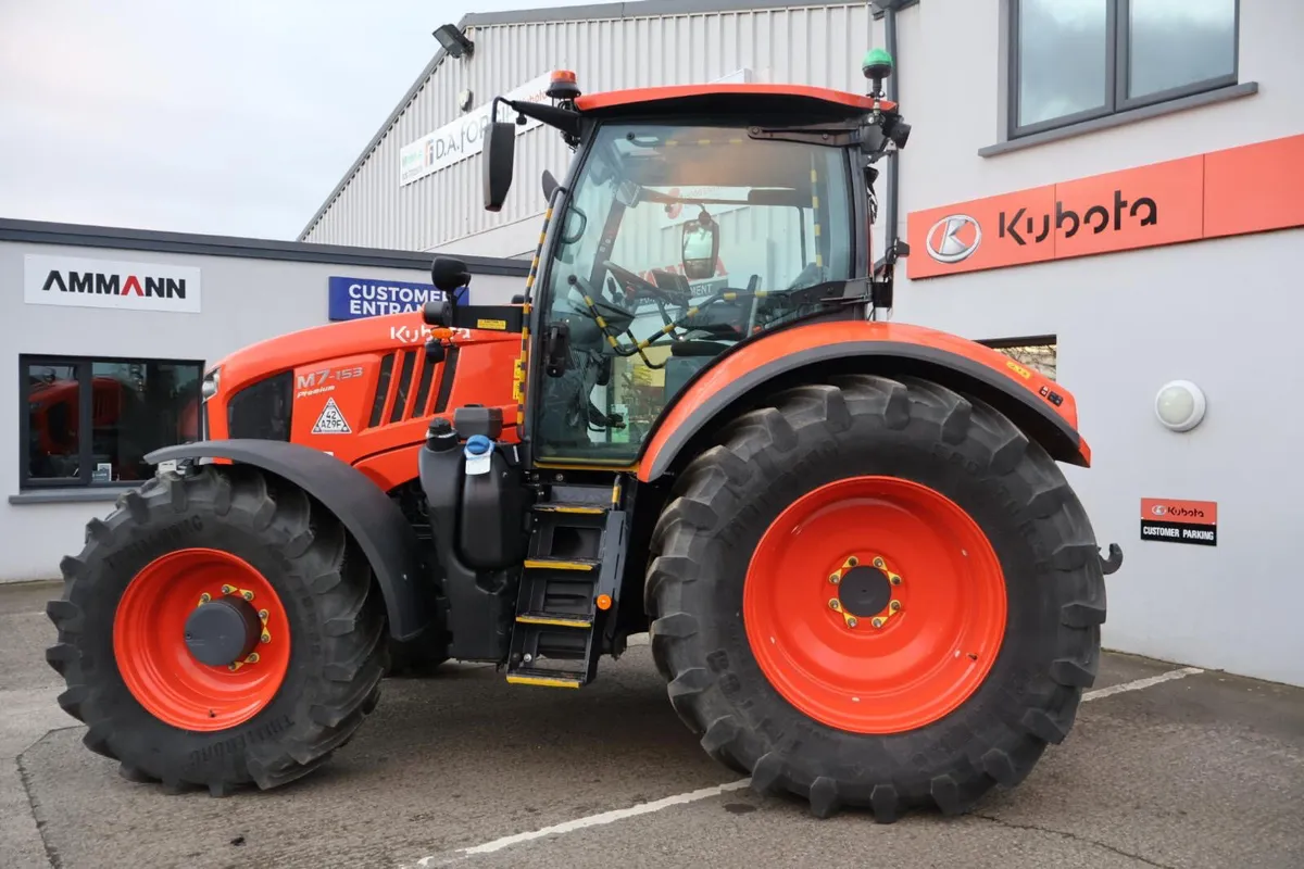 2023 M7-153 Kubota tractor - Image 3