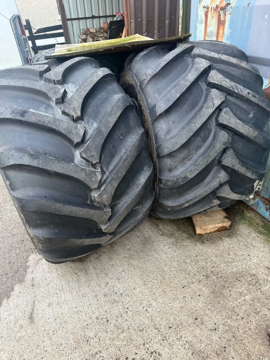 4 NEW BKT FLOTATION TR678 10 STUD - Image 3