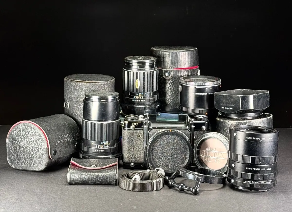 Pentax 6x7 bundle (read) - Image 1