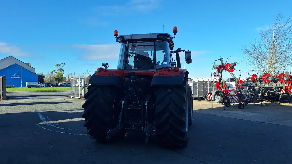 Ex Demo Massey Ferguson 7S.210 - Image 4