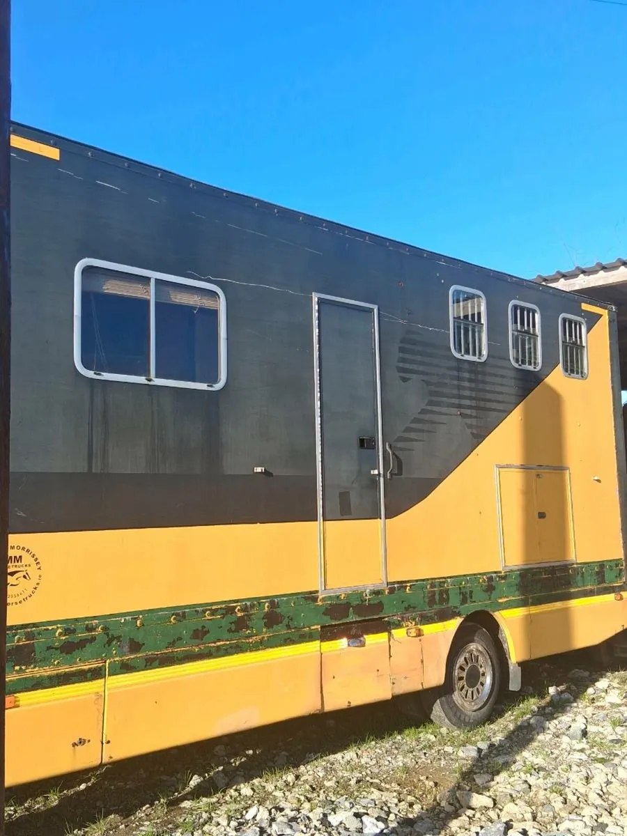 *** chassis and cab and body *** - Image 4