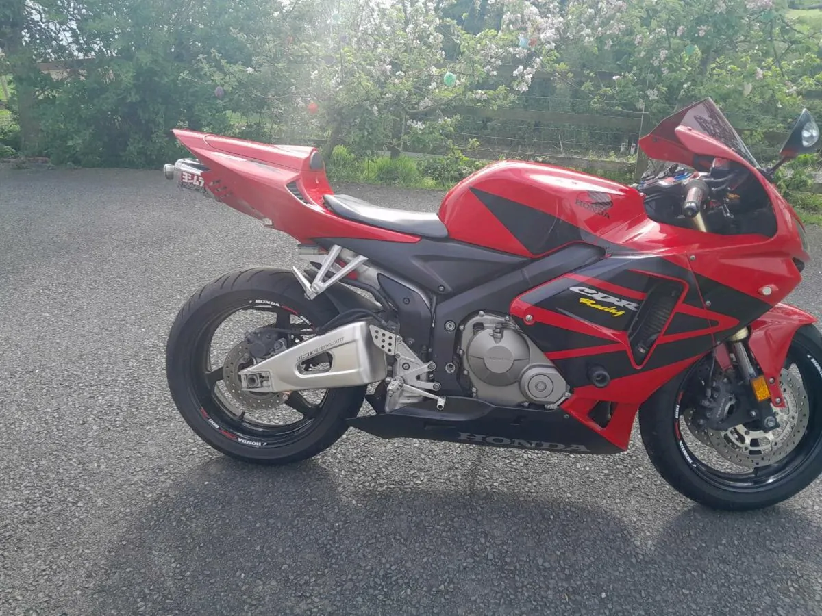 Honda cbr600rr - Image 2