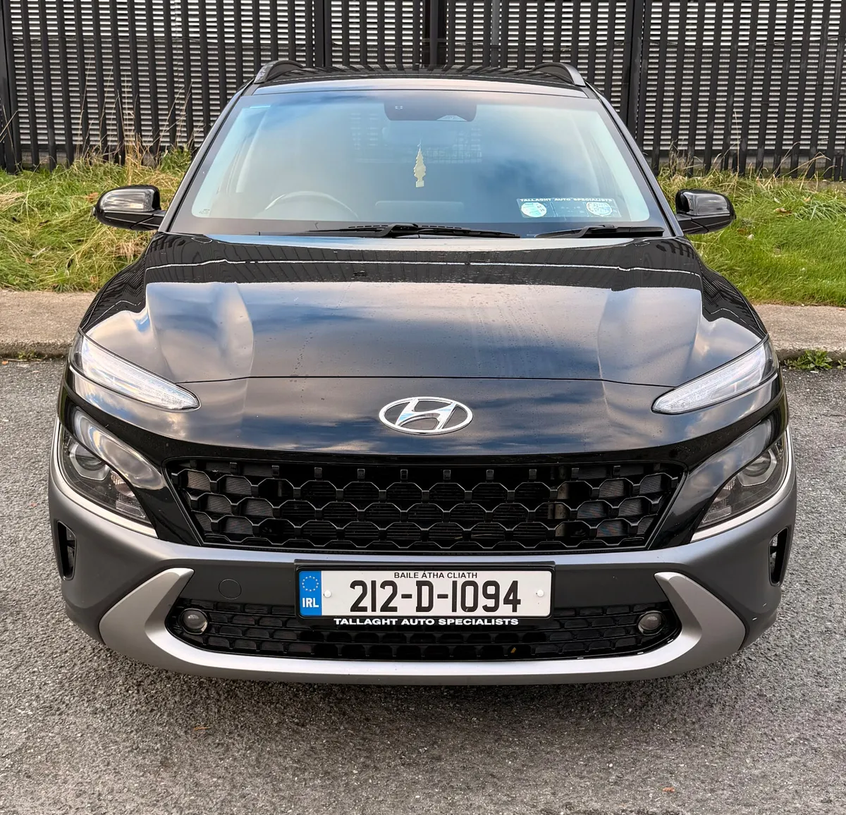 2021 Hyundai Kona Executive Commercial - Image 2