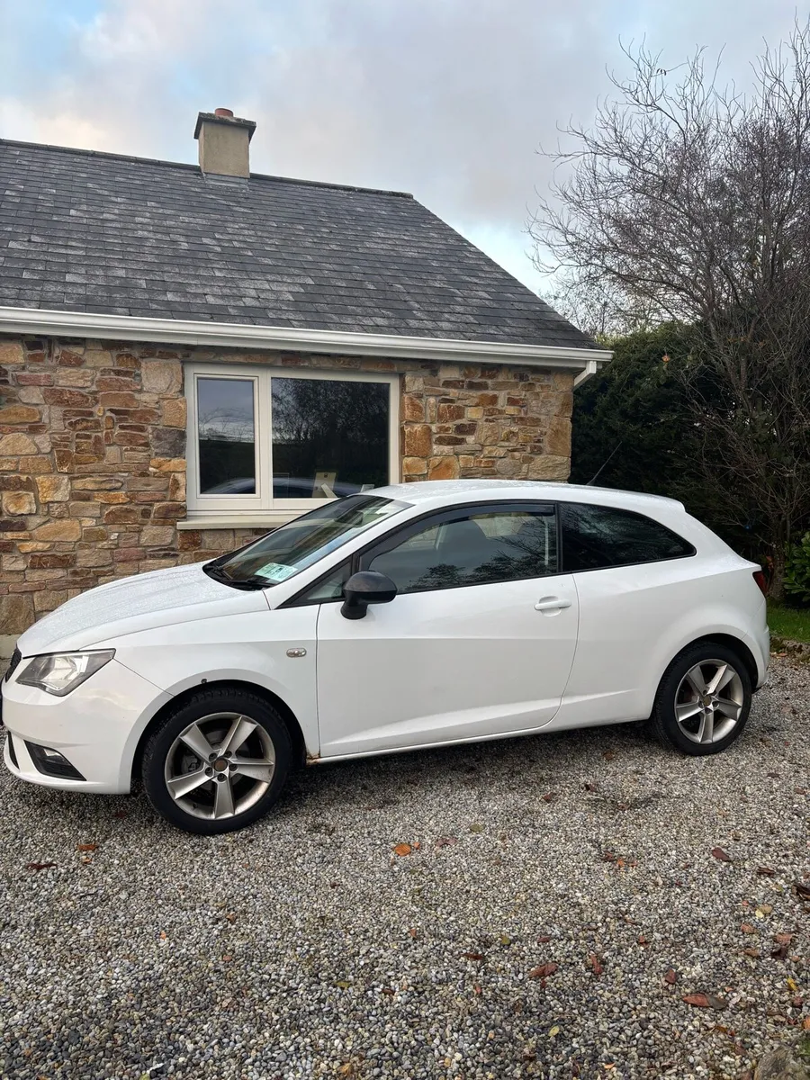 SEAT IBIZA 2013 1.4 PETROL - Image 2
