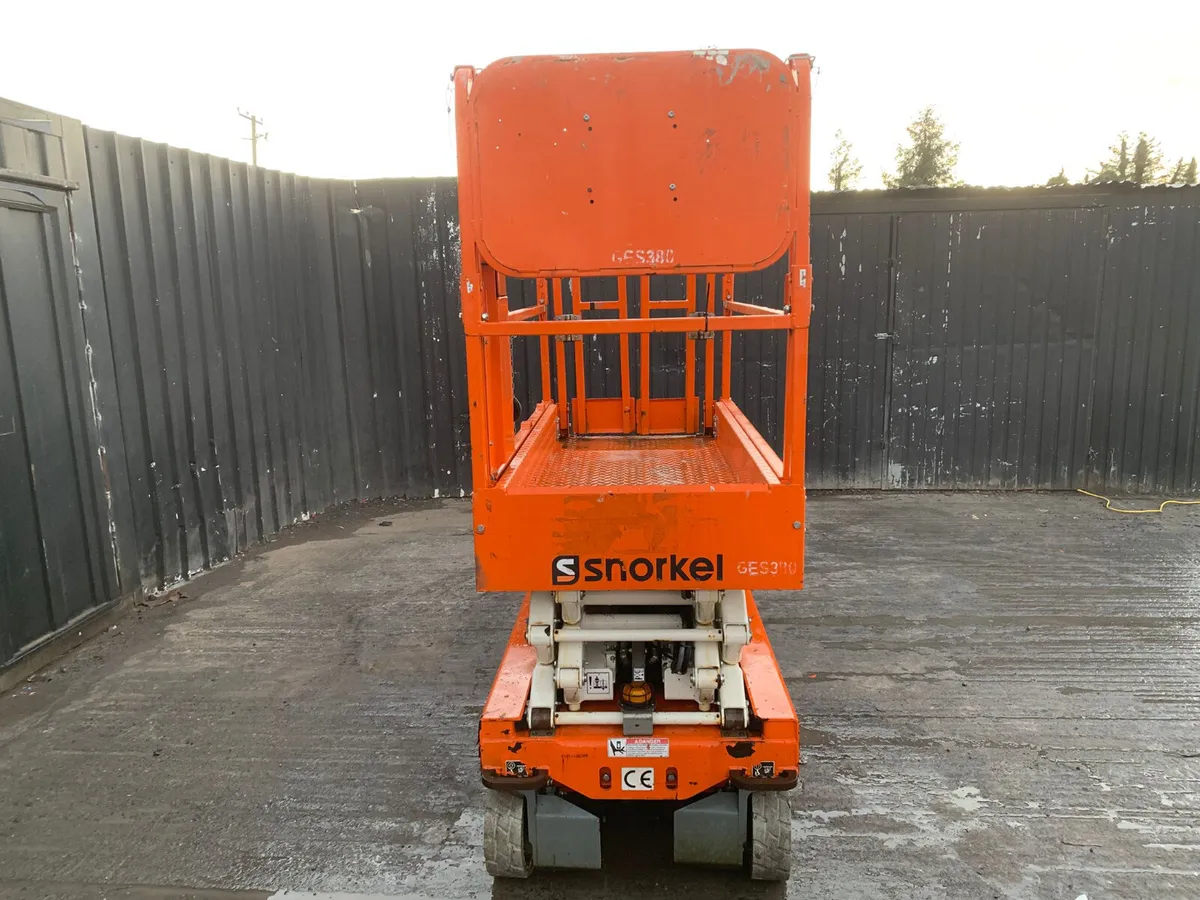 Snorkel S3219E Scissor Lift - Image 4