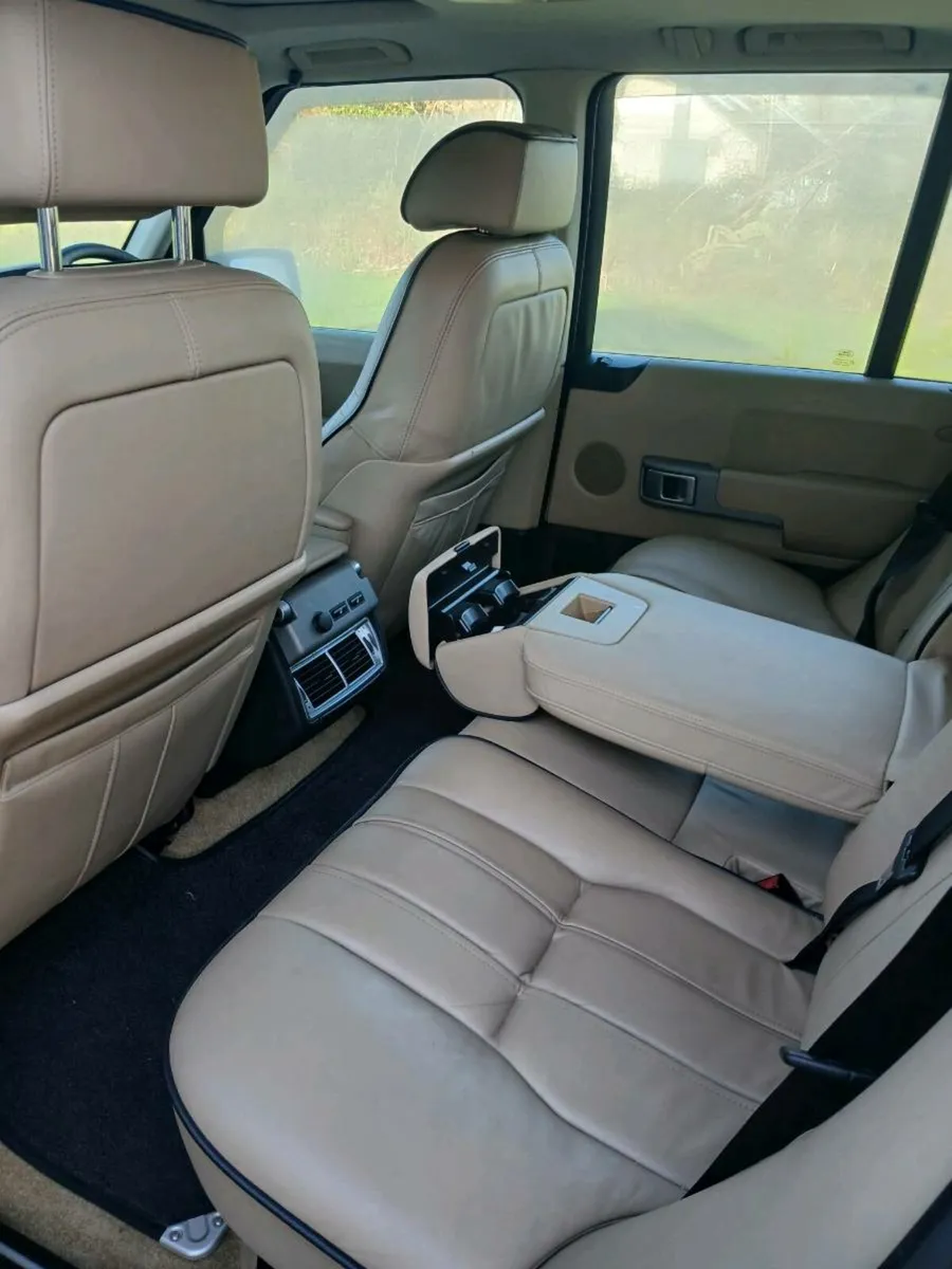 Range Rover Vogue - Image 3