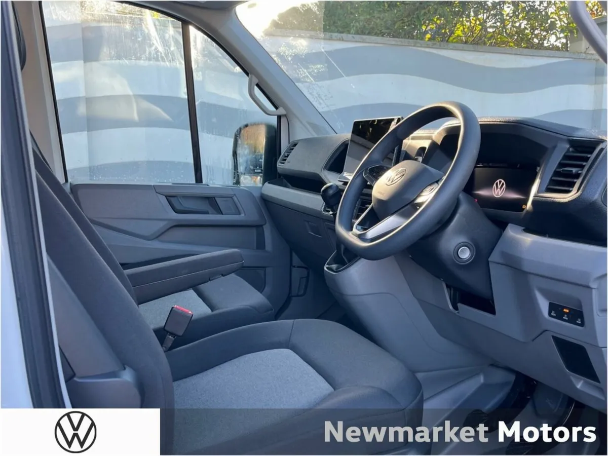 Volkswagen Crafter ( NEW 2026 ) 30 MEDIUM WHEEL BA - Image 2