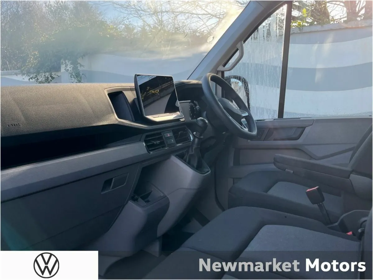 Volkswagen Crafter ( NEW 2026 ) 30 MEDIUM WHEEL BA - Image 4