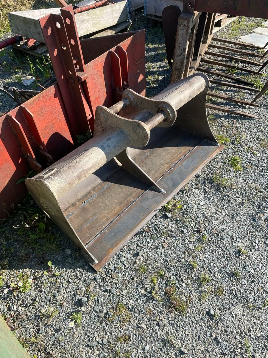 Bucket repairs - Image 2