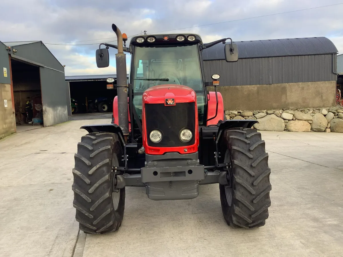 2009 MF 6475 - Image 2