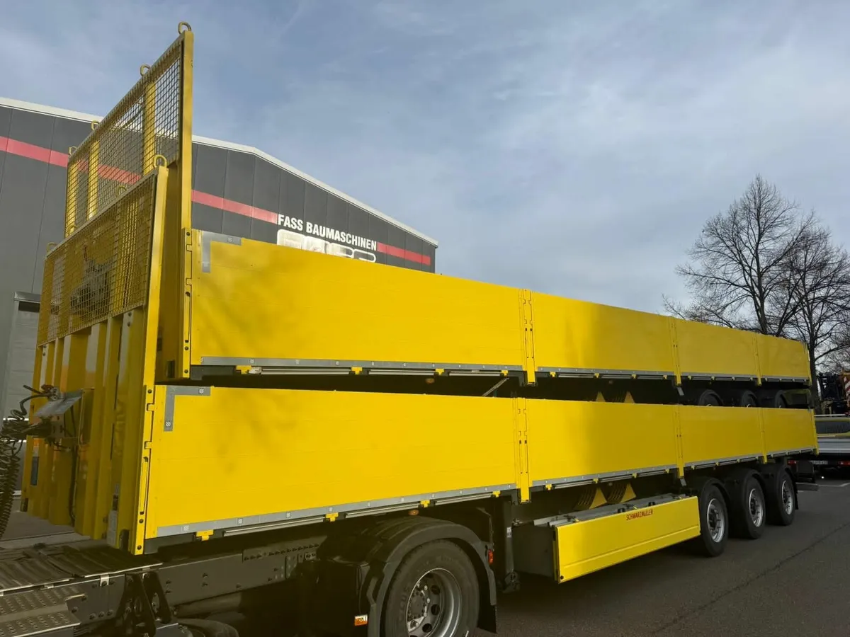 2 no. Schwarzmüller Trailers - Image 2