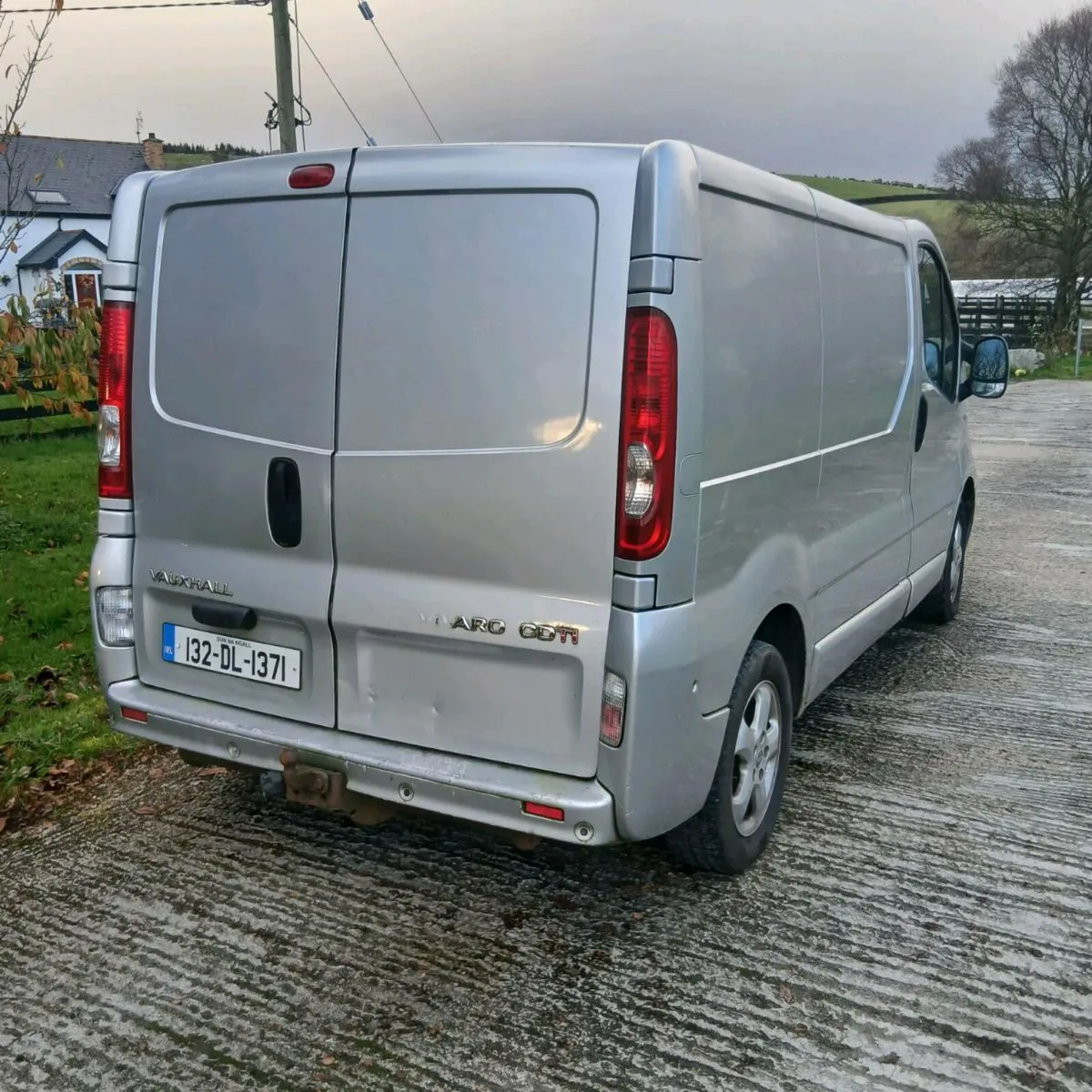 Vauxhall Renault van - Image 4
