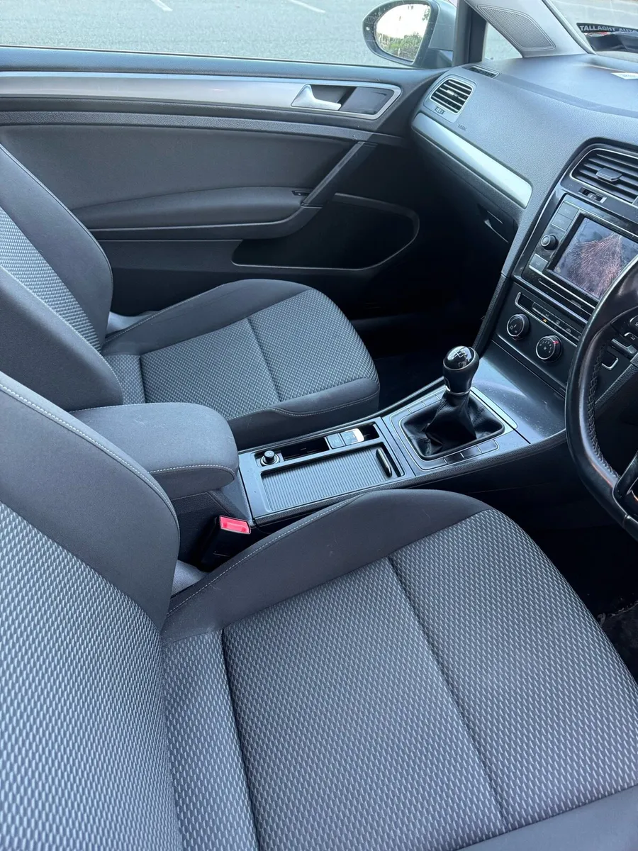 Vw Golf car - Image 2