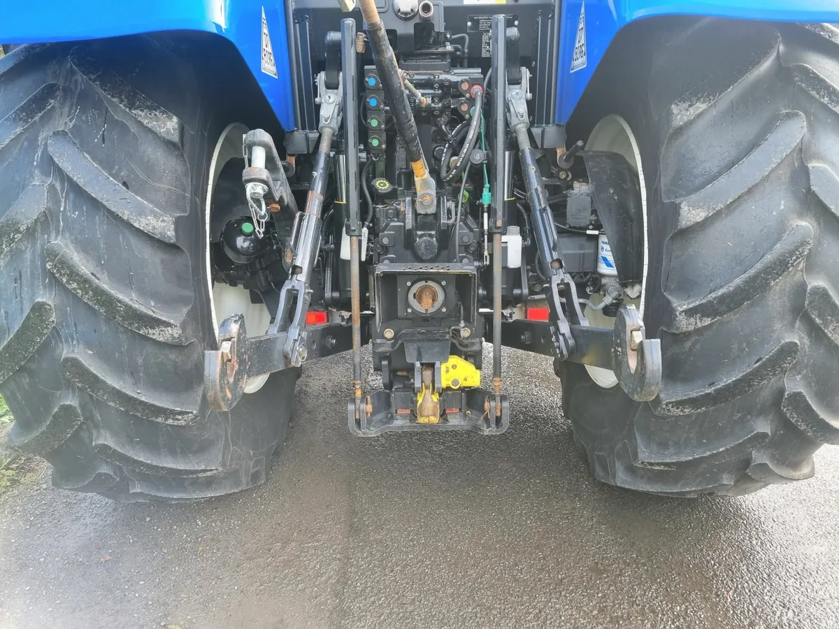 2023 NH T6.180 dynamic 50k - Image 3