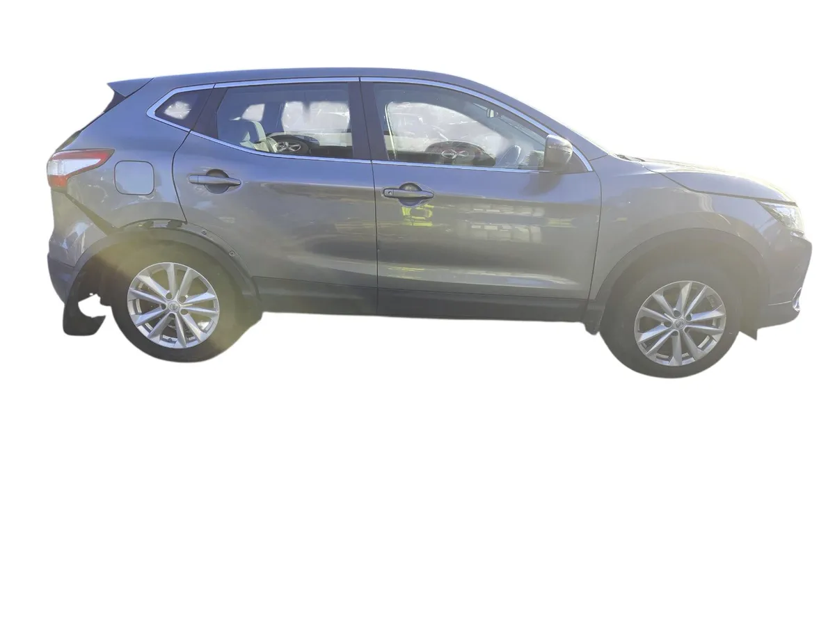 2015 NISSAN QASHQAI For Breaking/Dismantling - Image 2