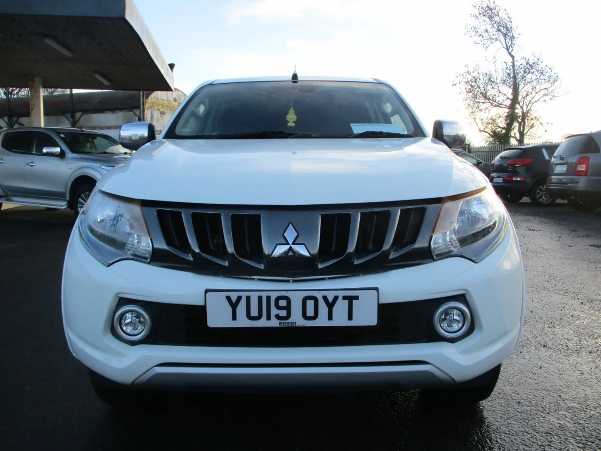 Mitsubishi l200 2.4 DID CREWCAB - Image 2