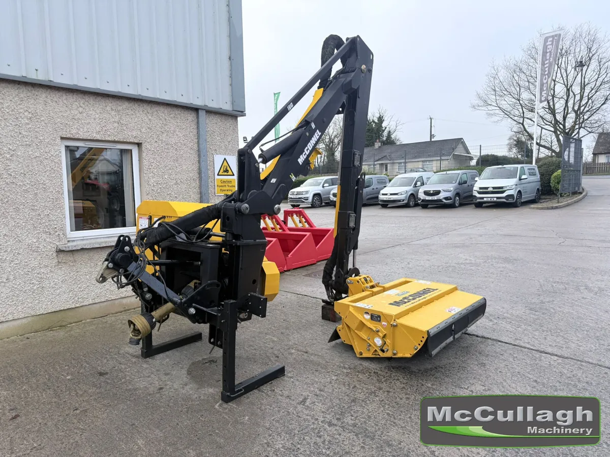 Used McConnel PA6570 Hedgecutter - Image 4