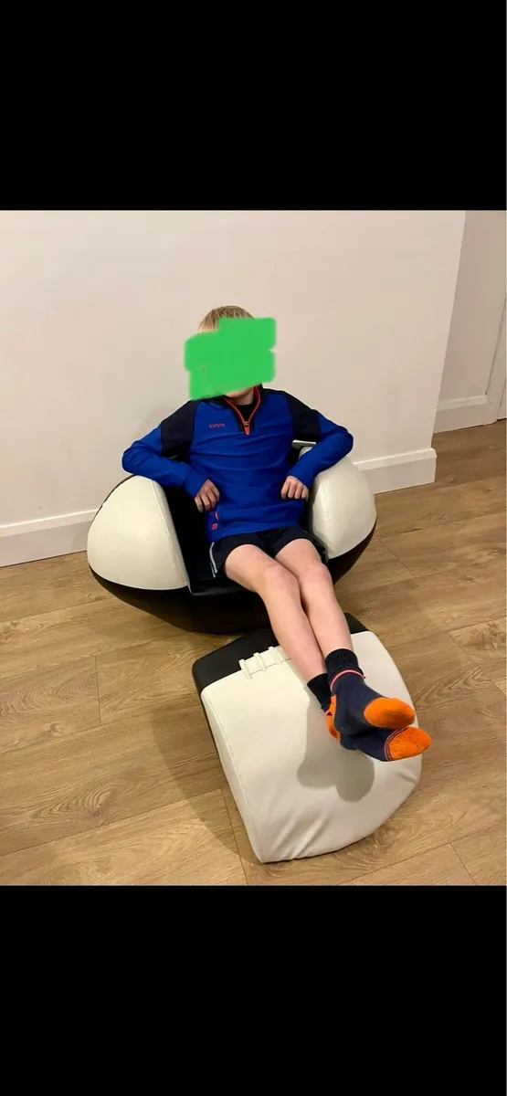 Kids Rugby Chair - Image 2