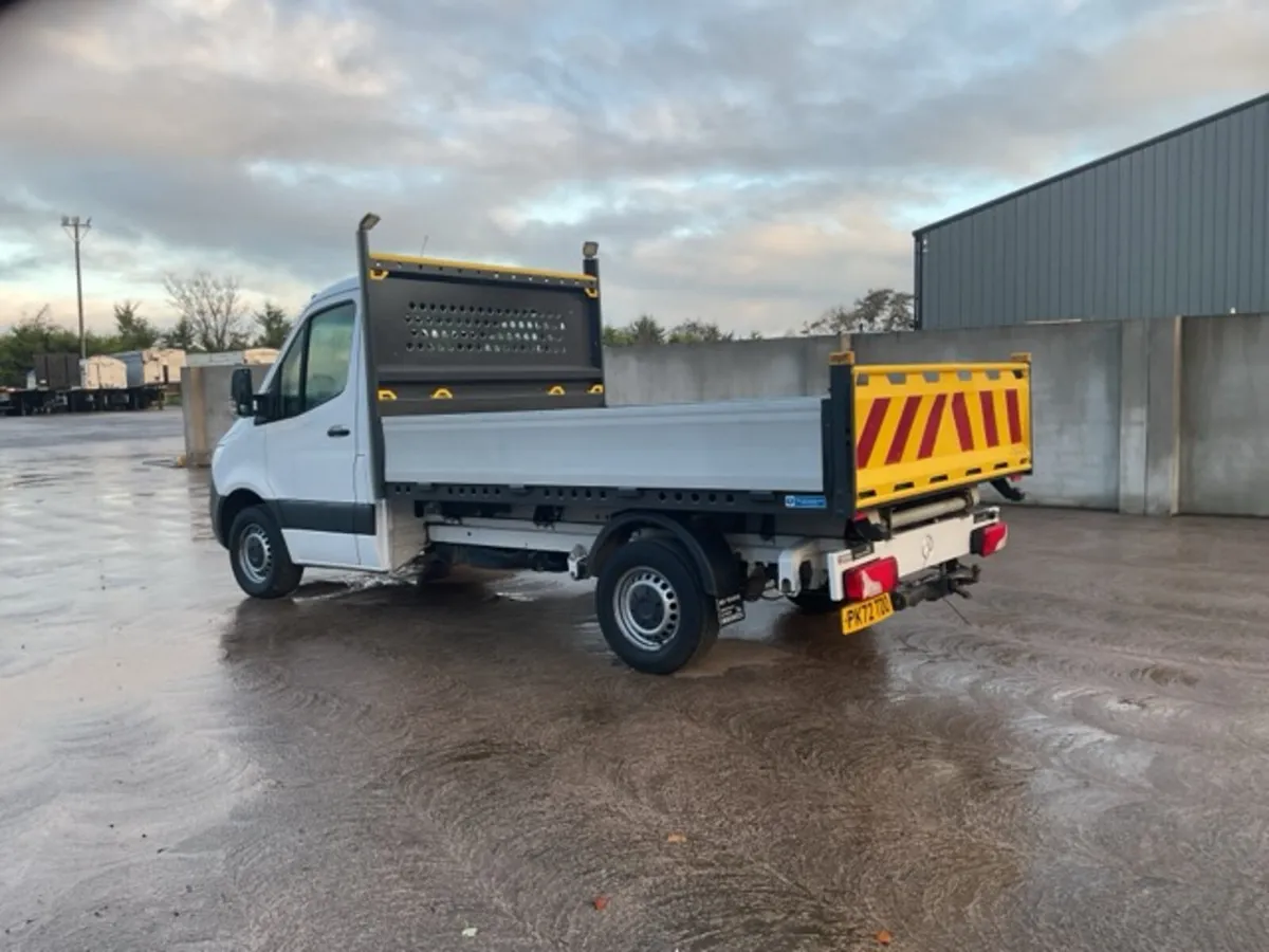 2022 Mercedes Sprinter 315 Progressive Tipper DCI - Image 3