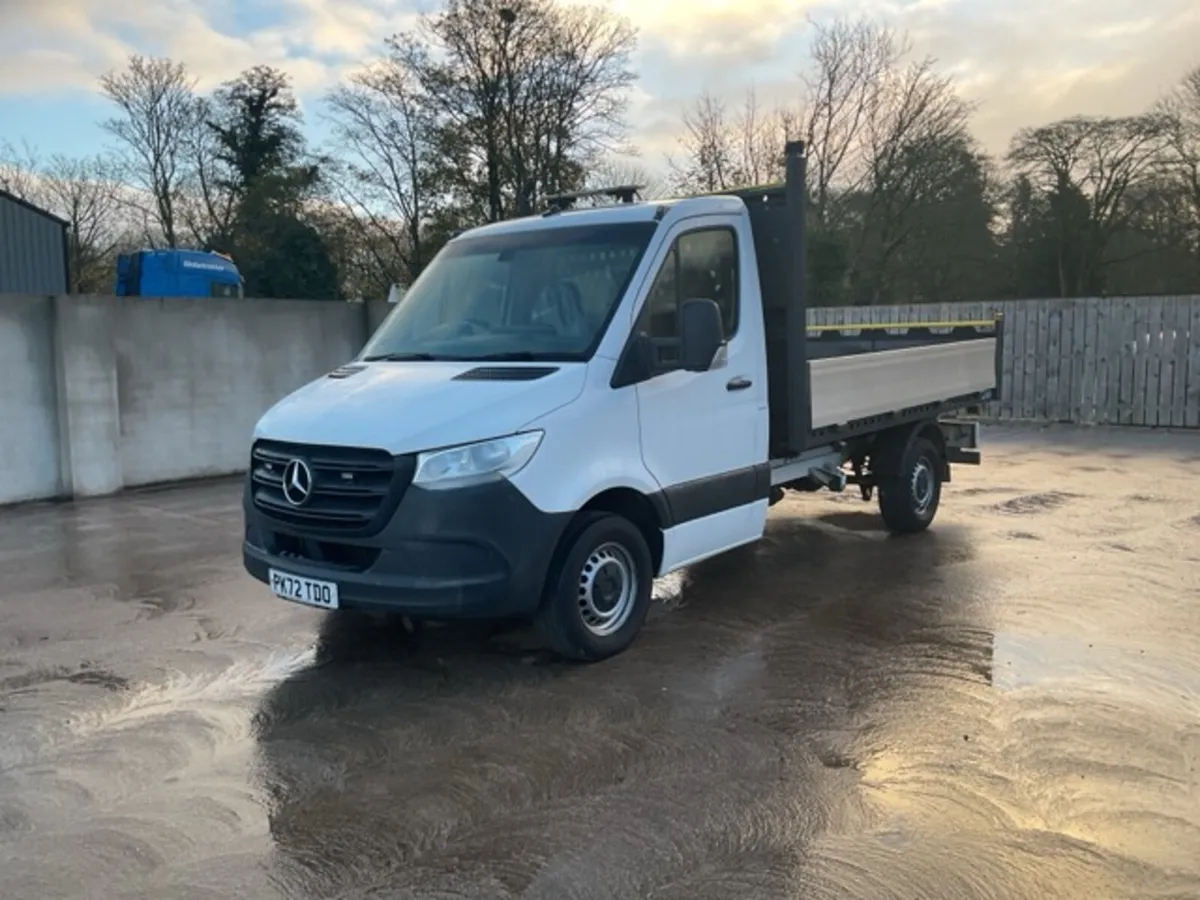 2022 Mercedes Sprinter 315 Progressive Tipper DCI - Image 1