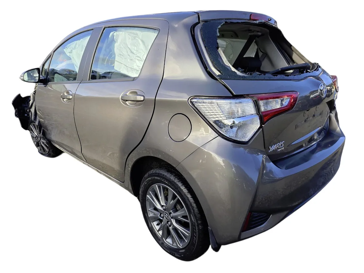 2018 TOYOTA YARIS For Breaking/Dismantling - Image 4