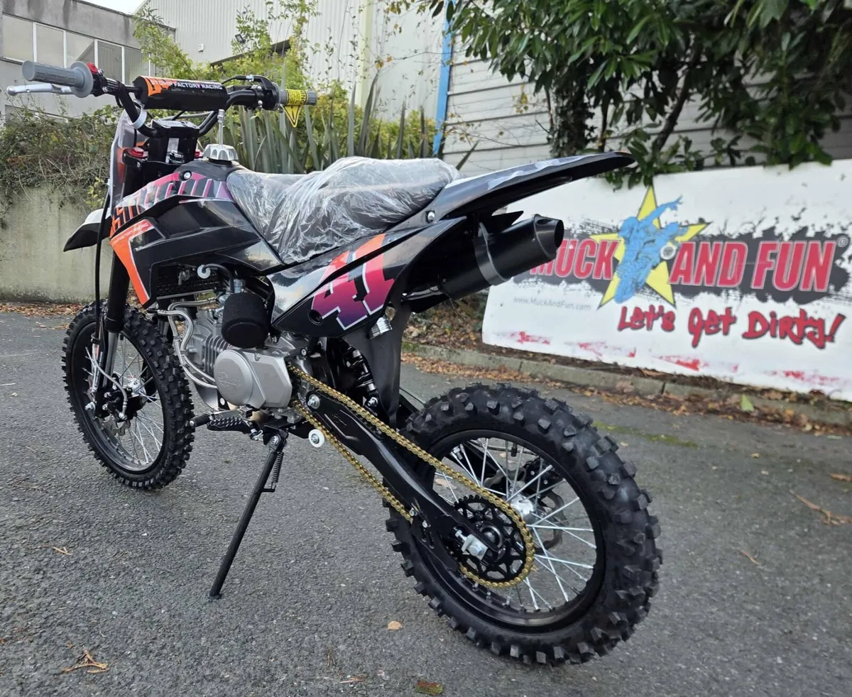 Stomp z3 160 Pit Bike DELIVERY/EASYPAY/CHOICE - Image 4