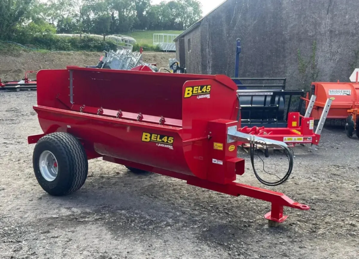 ROTOSPREADER MANURE DUNG SPREADER BELMAC 4.5 NEW - Image 4
