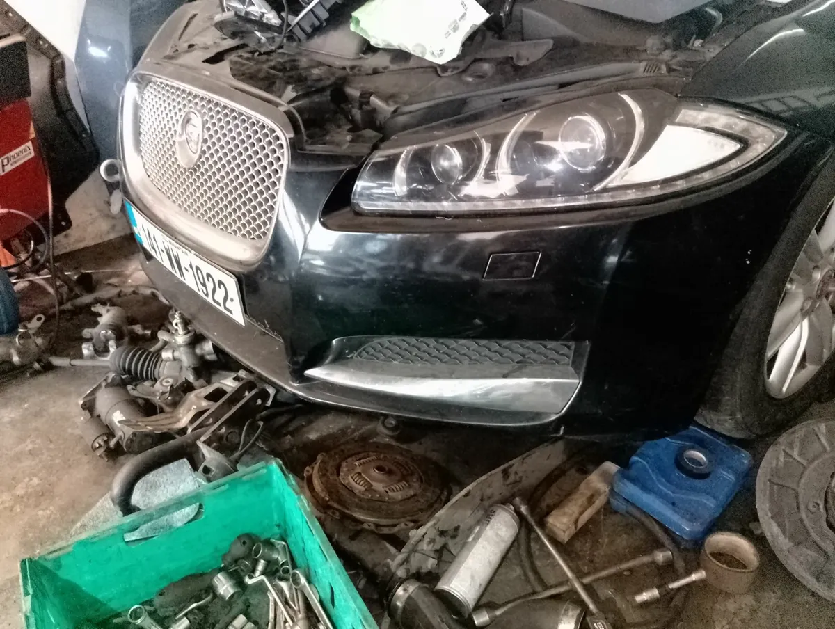 Jaguar XF for breaking