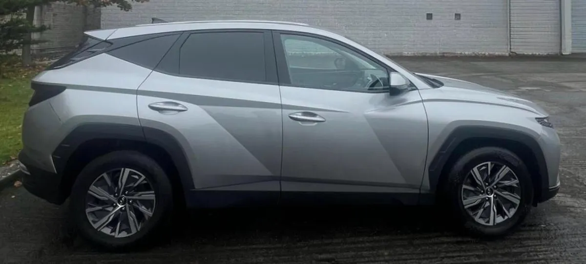 2021 Hyundai Tucson Comfort Plus - Image 3