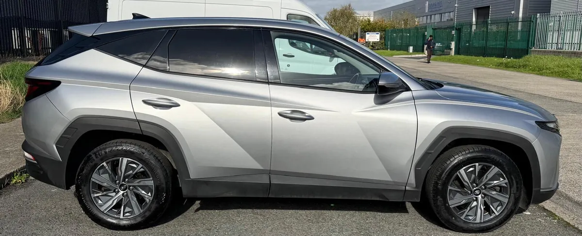 2021 Hyundai Tucson Comfort Plus - Image 3