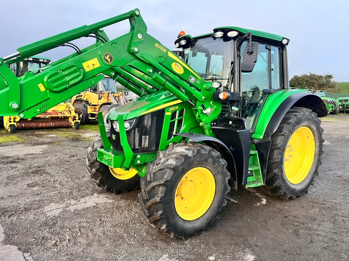 John Deere 6110M - Image 3