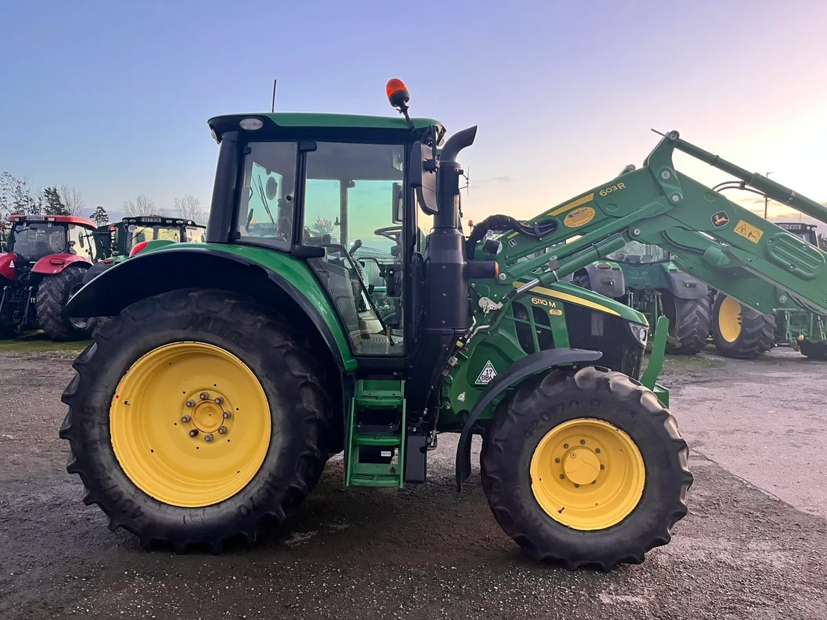 John Deere 6110M - Image 2
