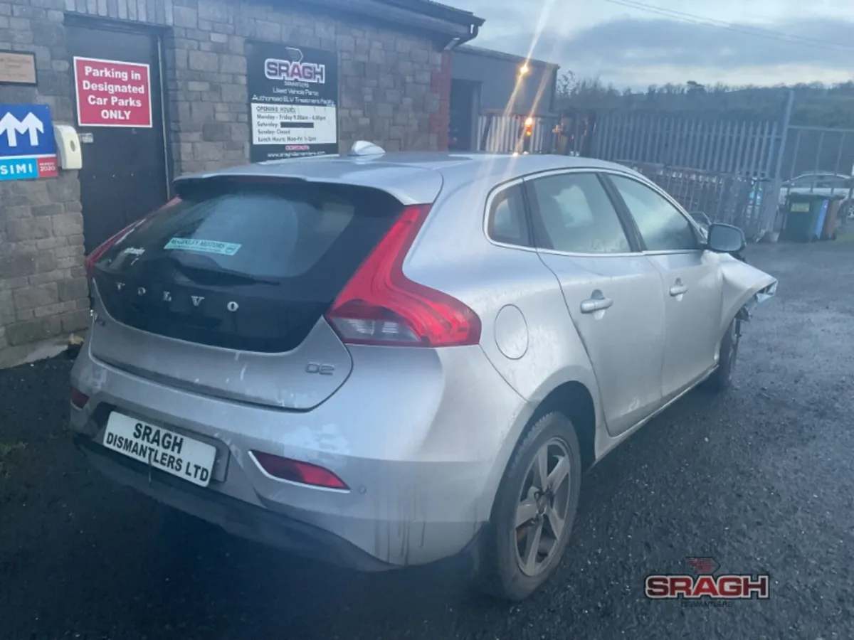 Volvo V40 & V60 Selection - Image 3