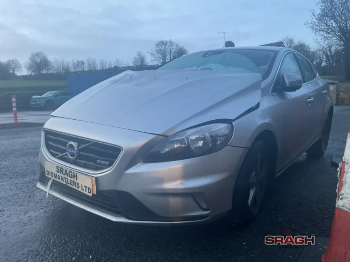 Volvo V40 & V60 Selection - Image 2