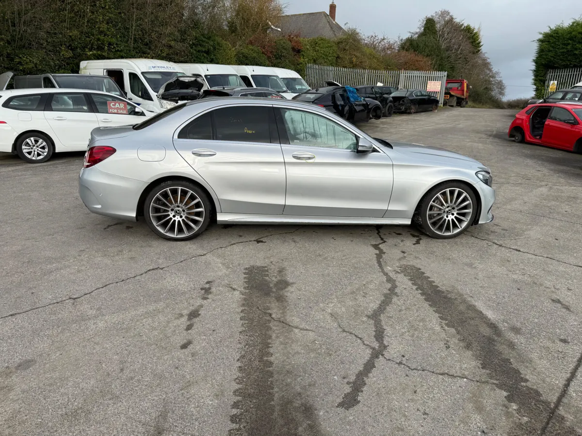 2018 Mercedes C200 D 1.6  Auto AMG - Image 3