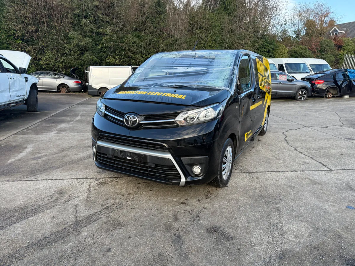 2018  Toyota Proace  1.6 HDI comfort - Image 1