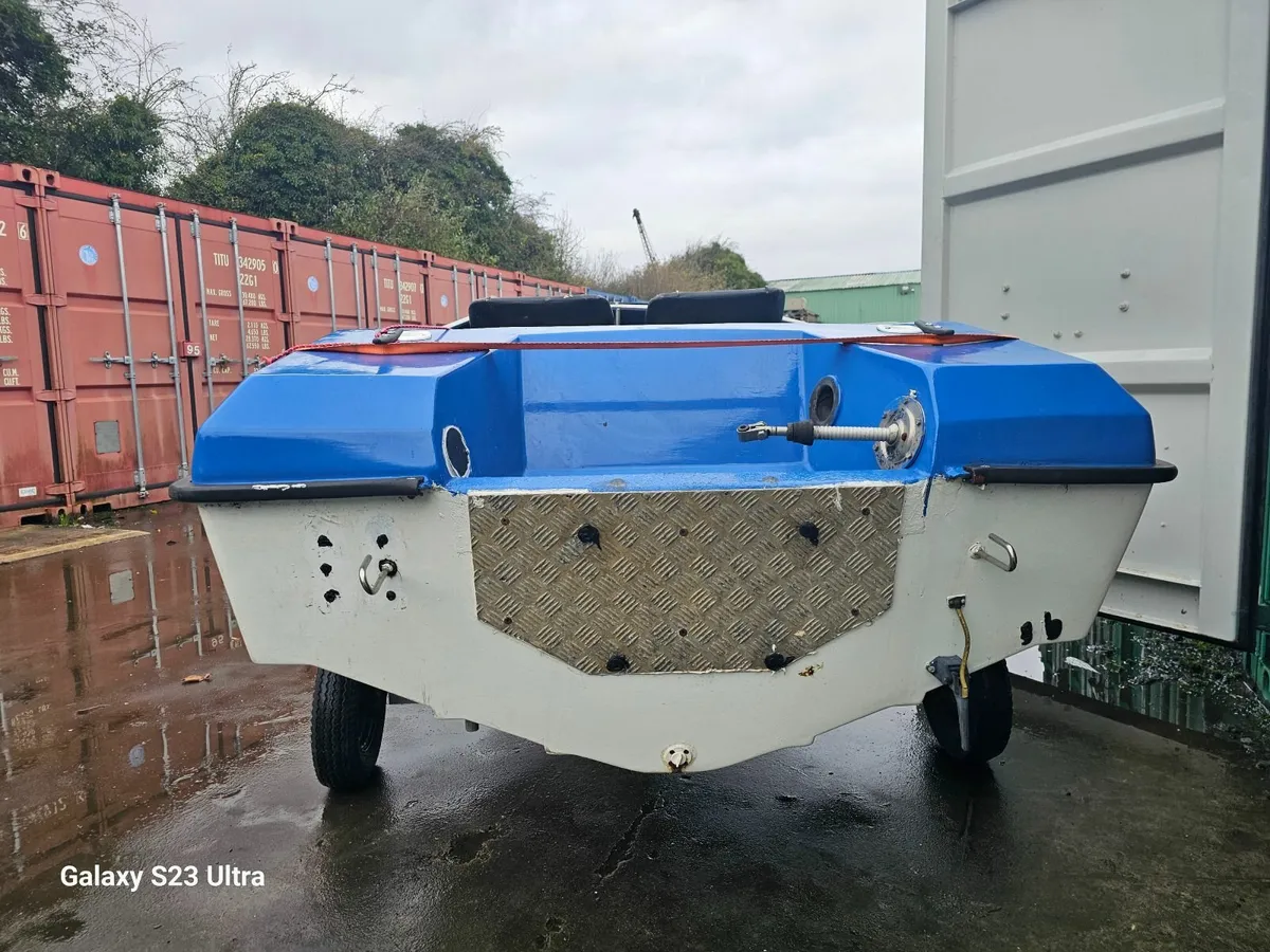 Speed boat - Image 2