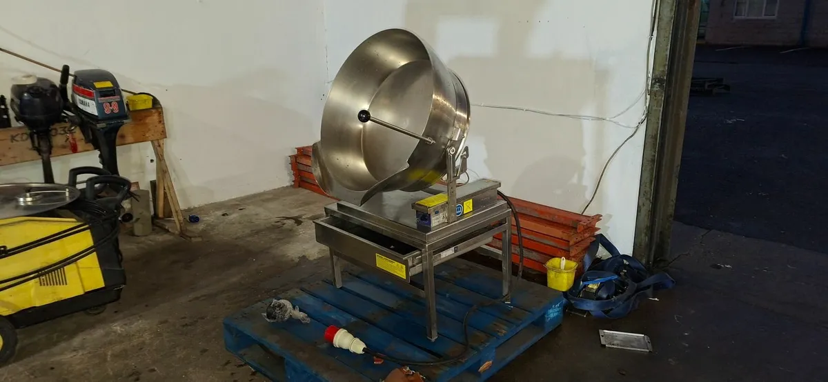 Bratt pan tilting skillet - Image 1