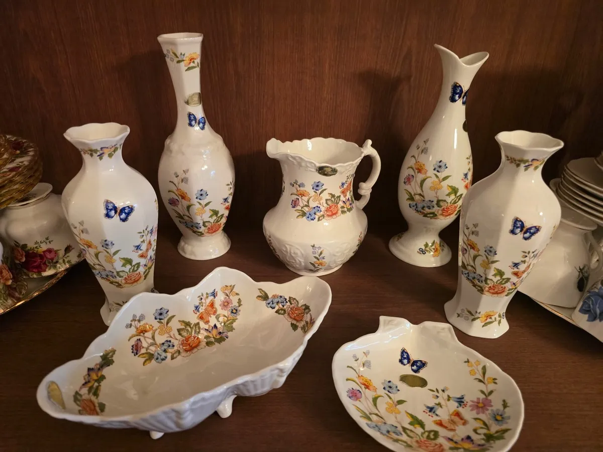 REDUCED - AYNSLEY CHINA COTTAGE GARDEN SET - Image 1
