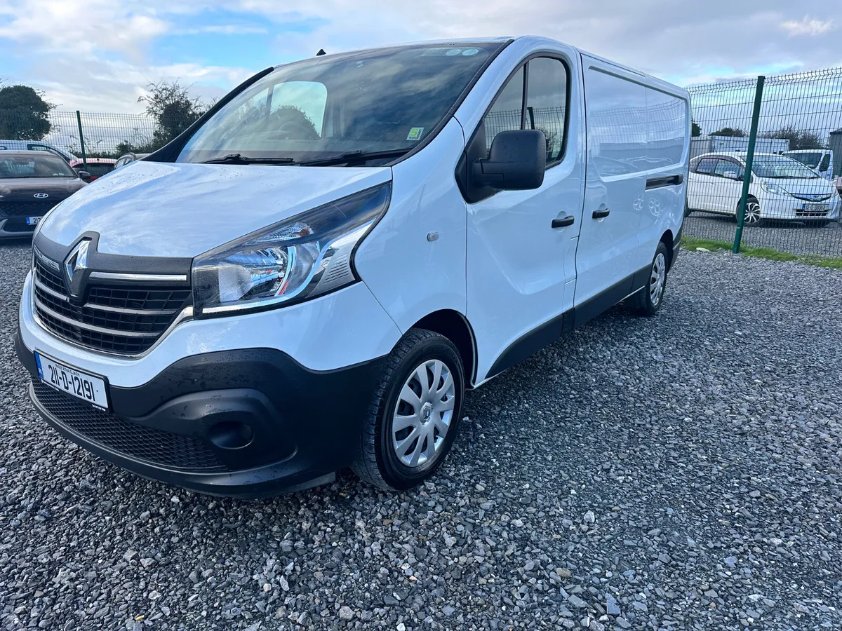 Renault Trafic 2021 Only 78 Kms - Image 2