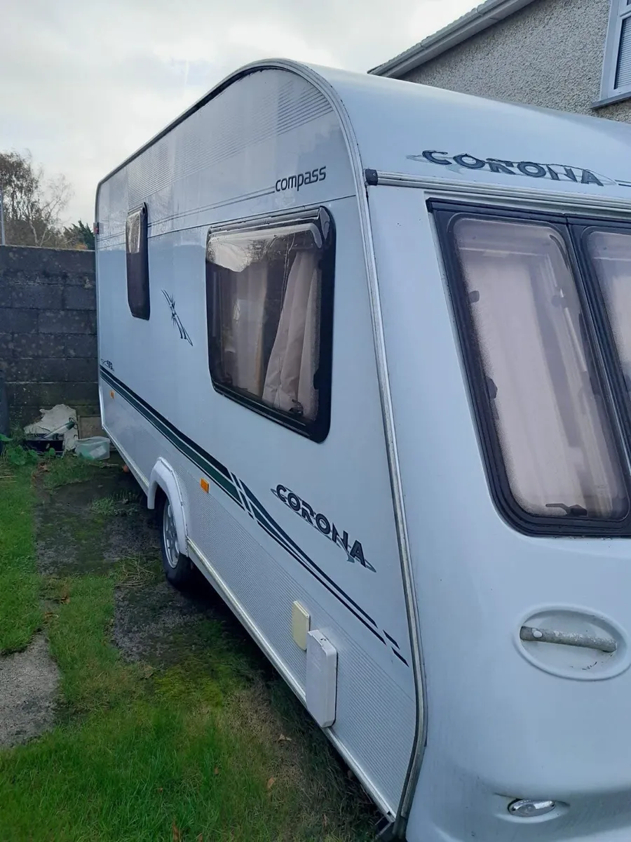 2006 Compass Corona 482 - Image 3