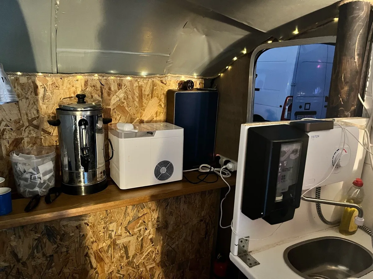 Vintage Caravan Coffee Trailer - Image 4