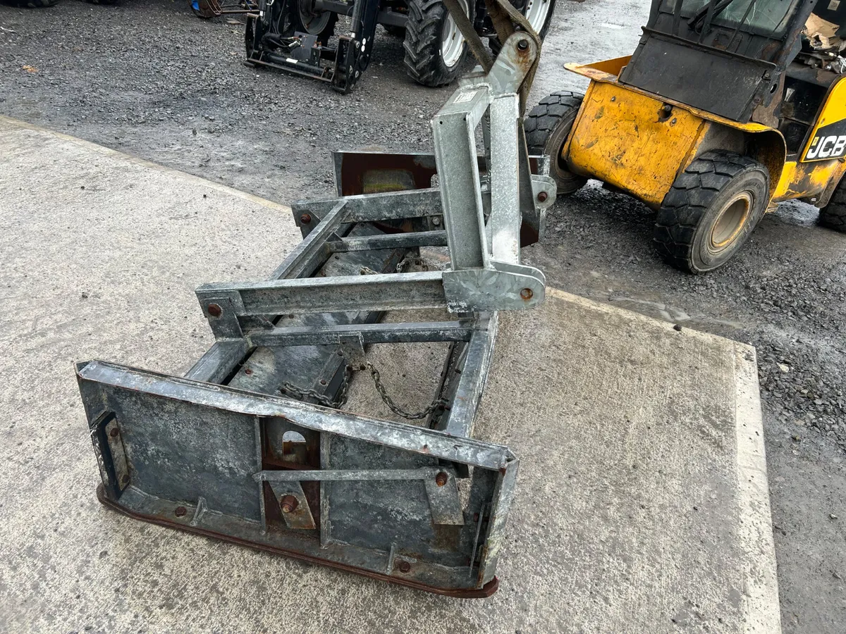 2019 Storth Yard Scraper - Image 3