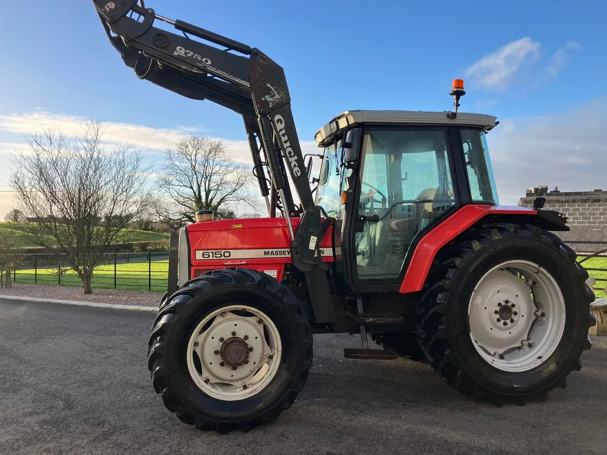 Massey Ferguson 4WD with Loader - Image 4