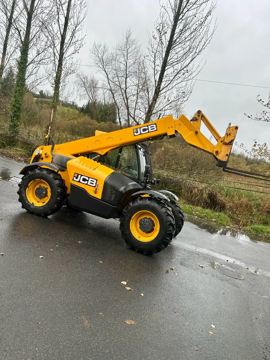 JCB 531 70 only 3500 hours - Image 1