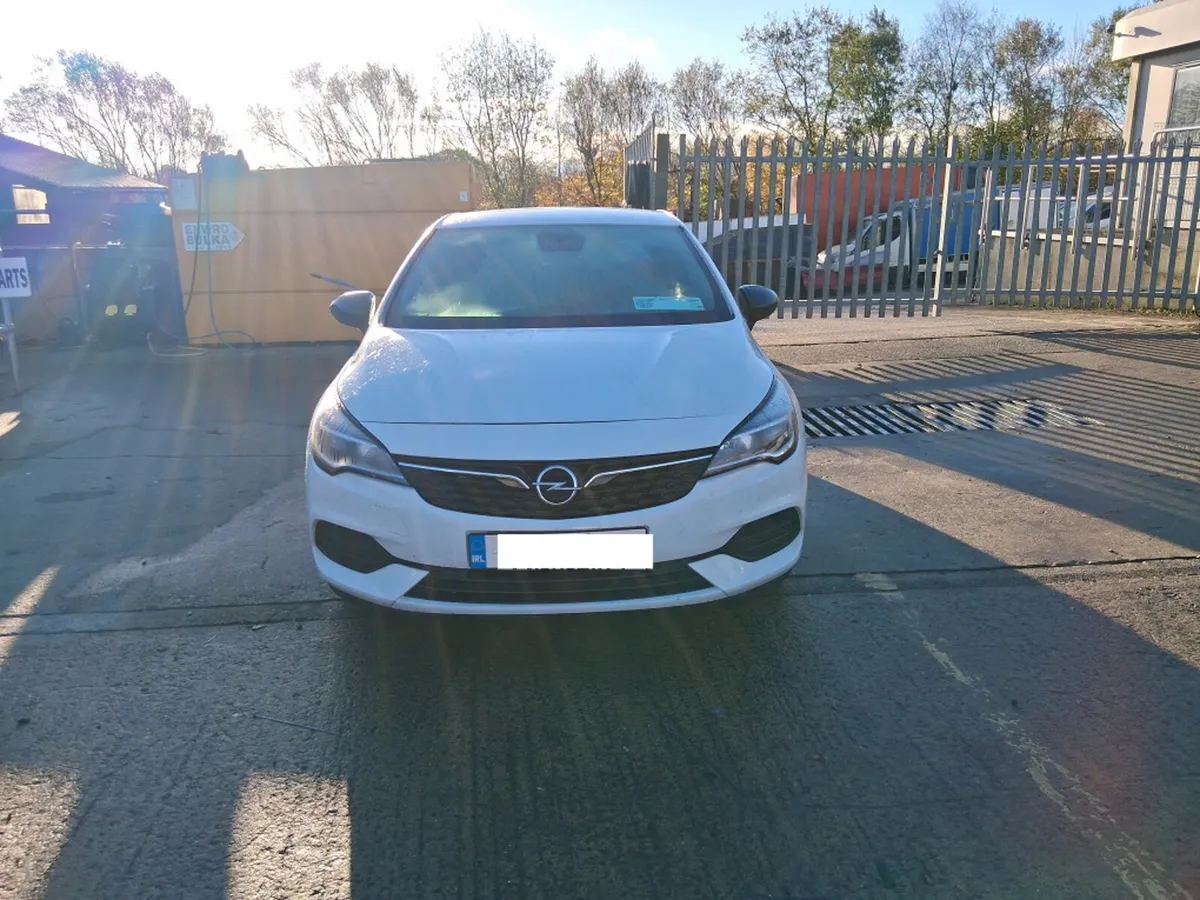 2022 OPEL ASTRA 1.5L Diesel (for parts only) - Image 3